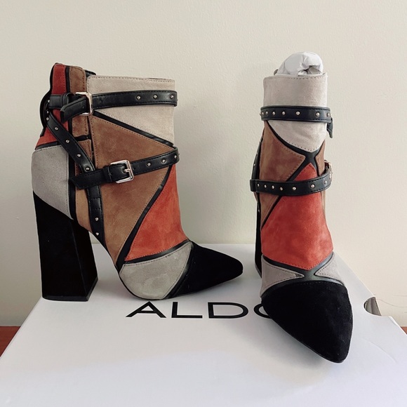 Suede boots - Picture 1 of 4